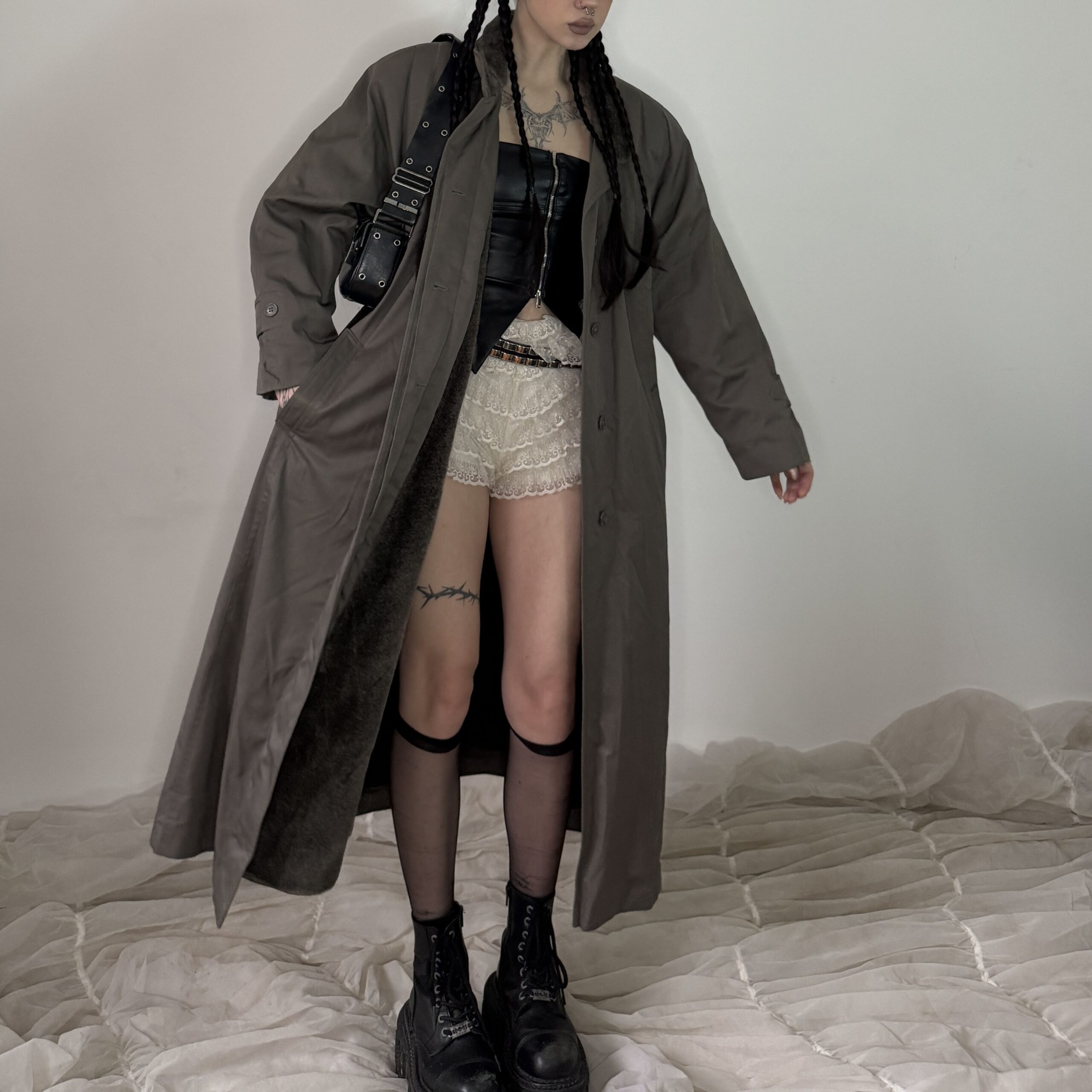 TRENCHCOAT w FUR - Obrázek 4
