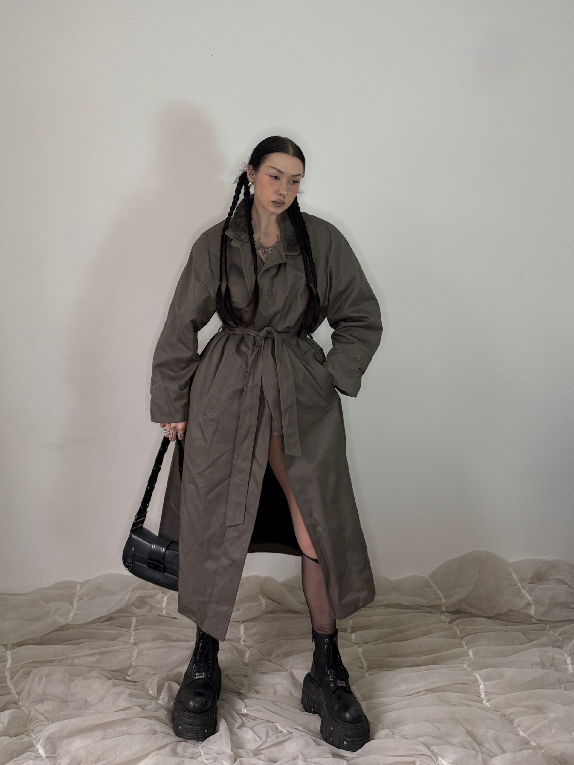 TRENCHCOAT w FUR - Obrázek 3