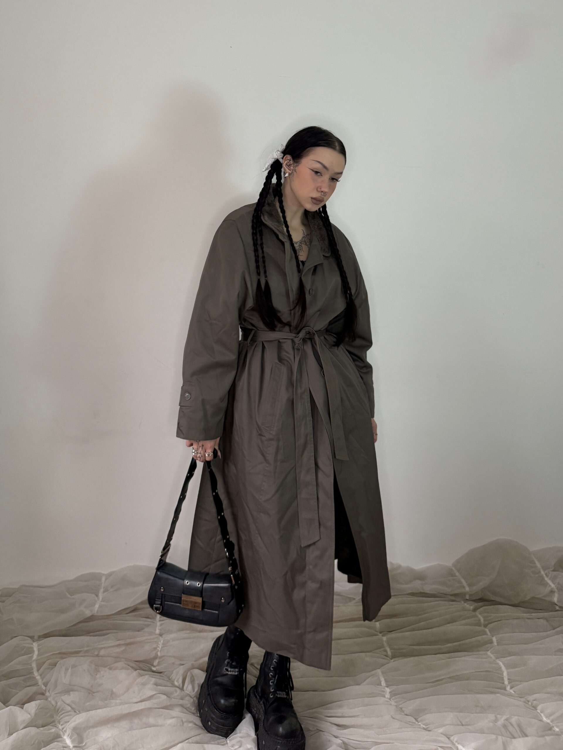 TRENCHCOAT w FUR - Obrázek 7