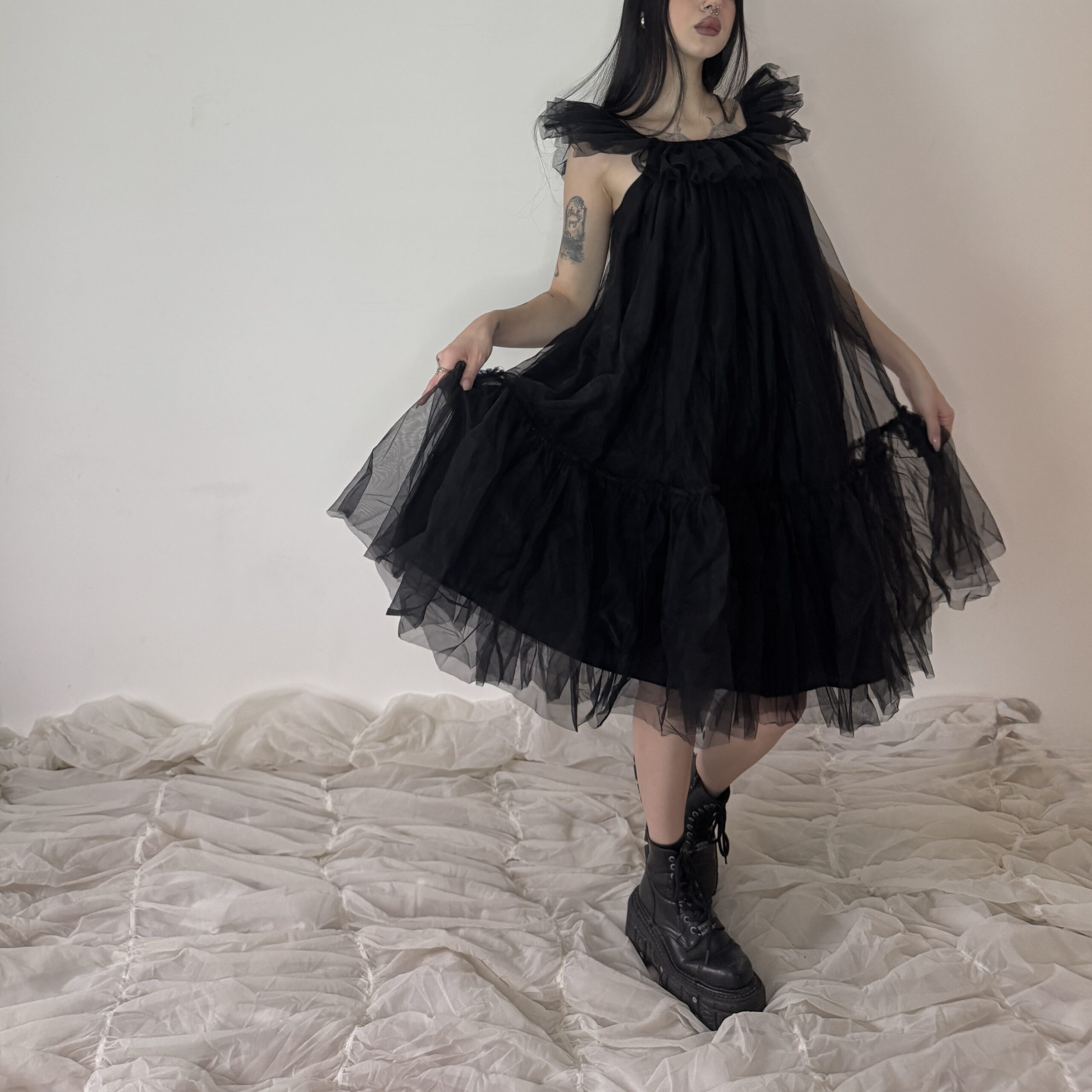 BLACK MIDI DRESS - Obrázek 5
