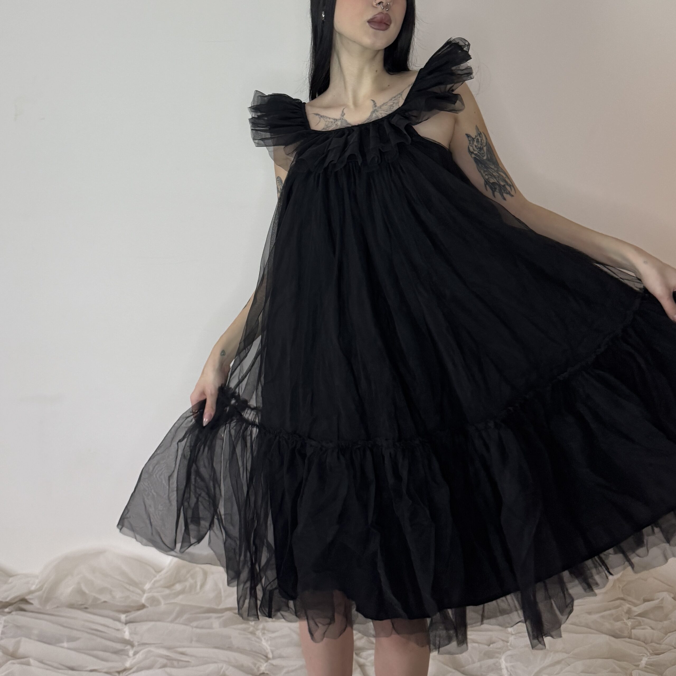 BLACK MIDI DRESS - Obrázek 4