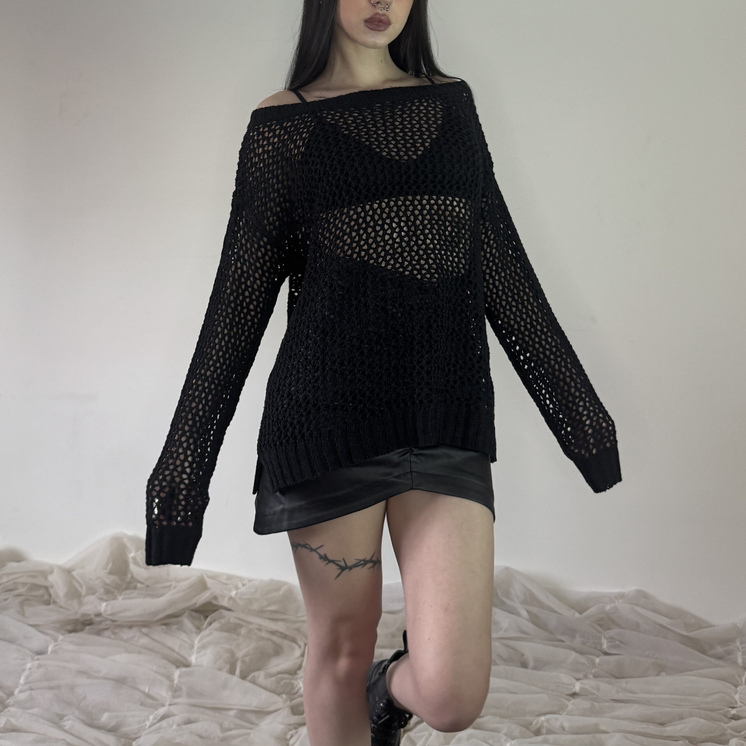 BLACK SWEATER - Obrázek 6