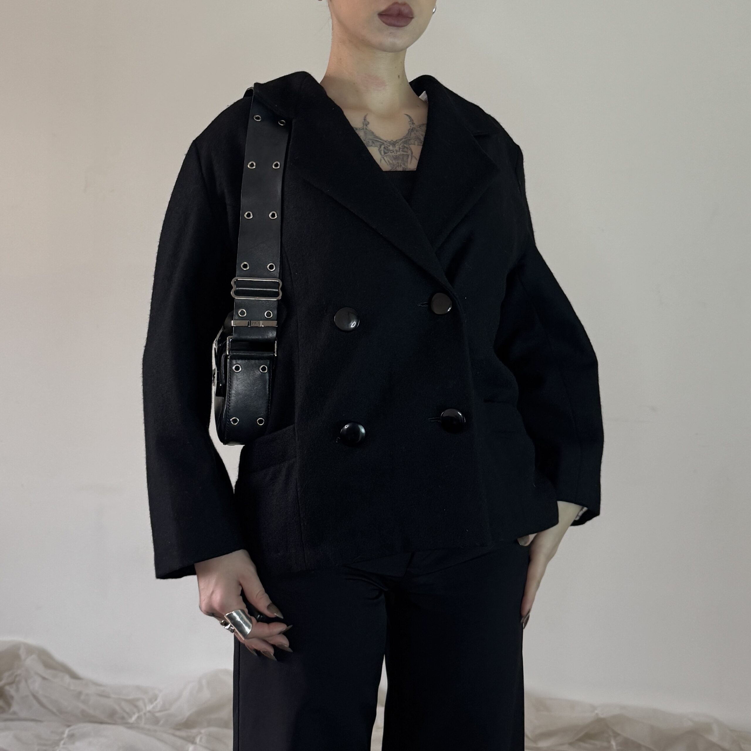 BLACK CROPPED COAT
