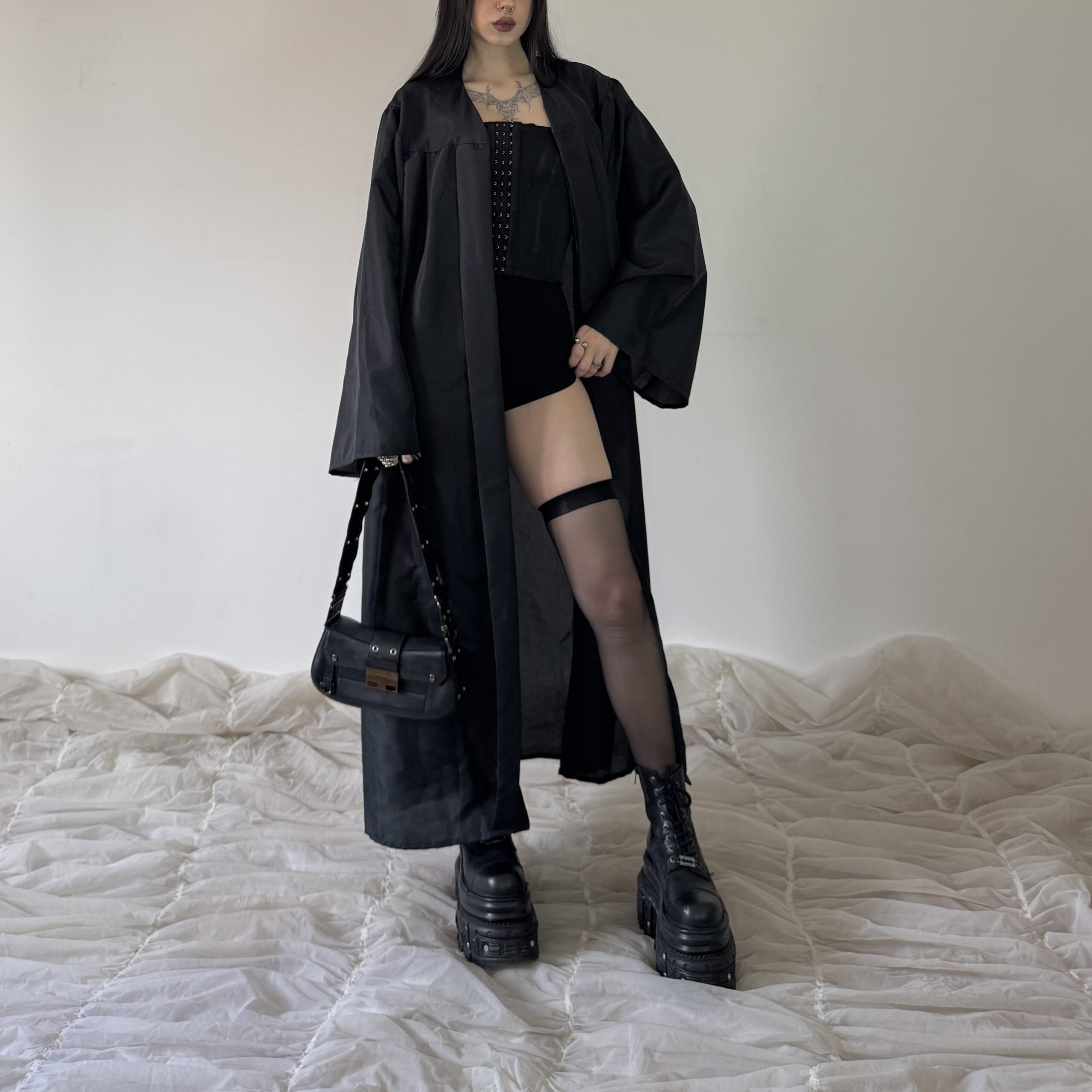 BLACK COAT - Obrázek 13