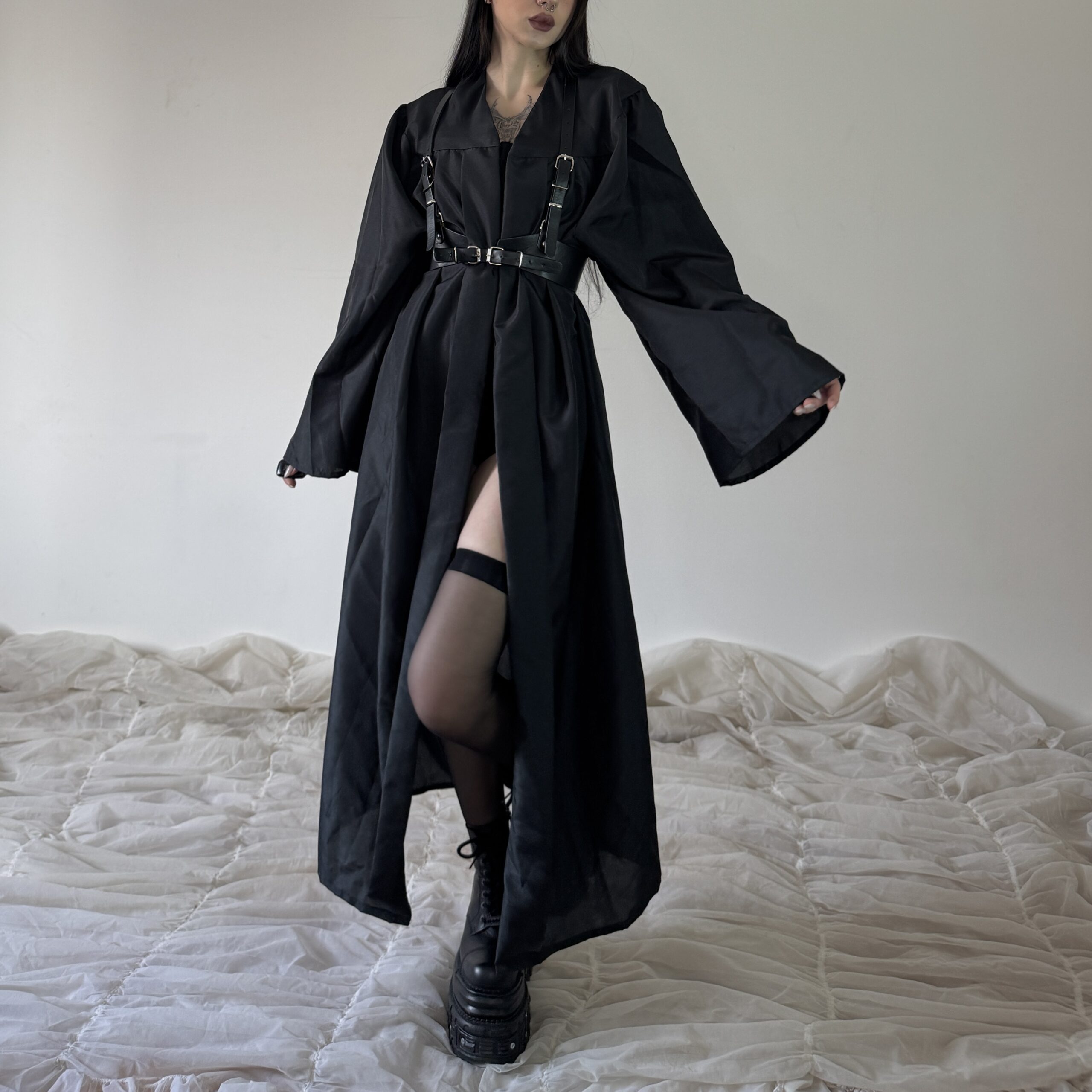 BLACK COAT - Obrázek 14