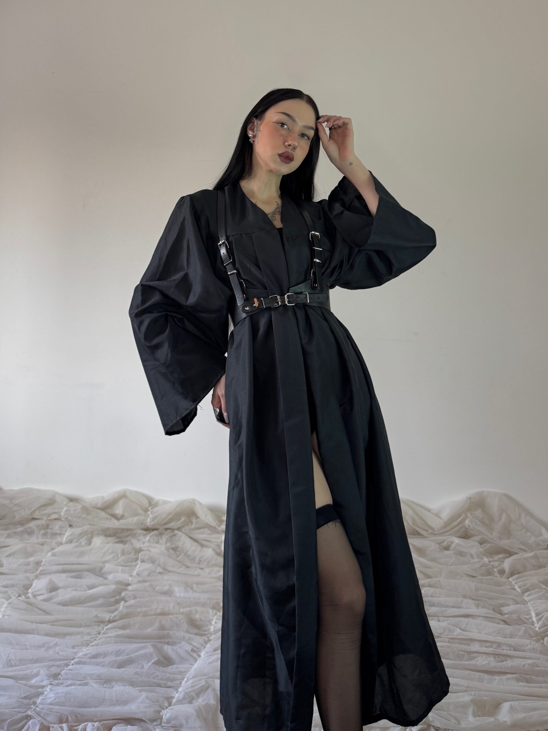 BLACK COAT - Obrázek 5