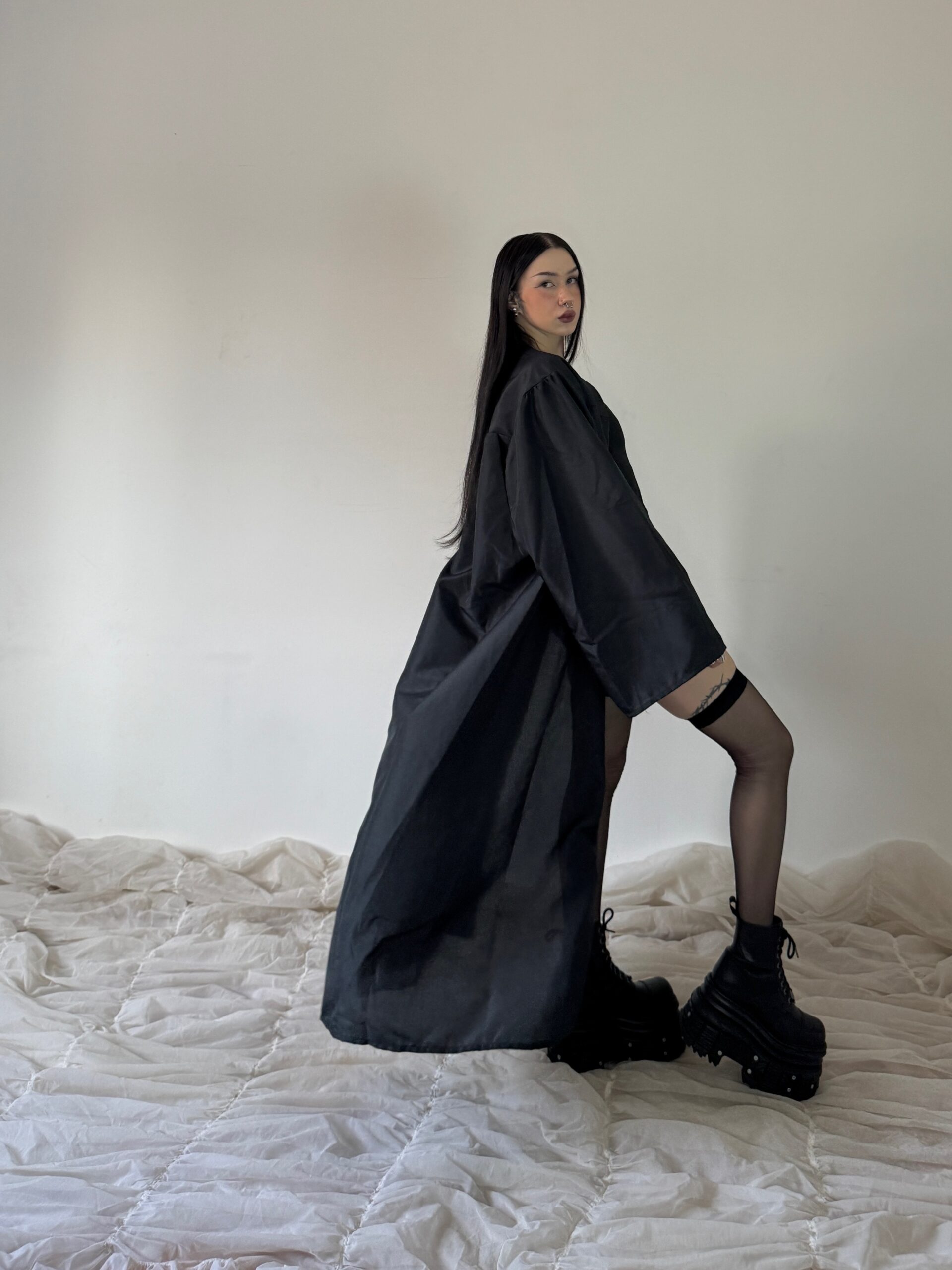 BLACK COAT - Obrázek 15