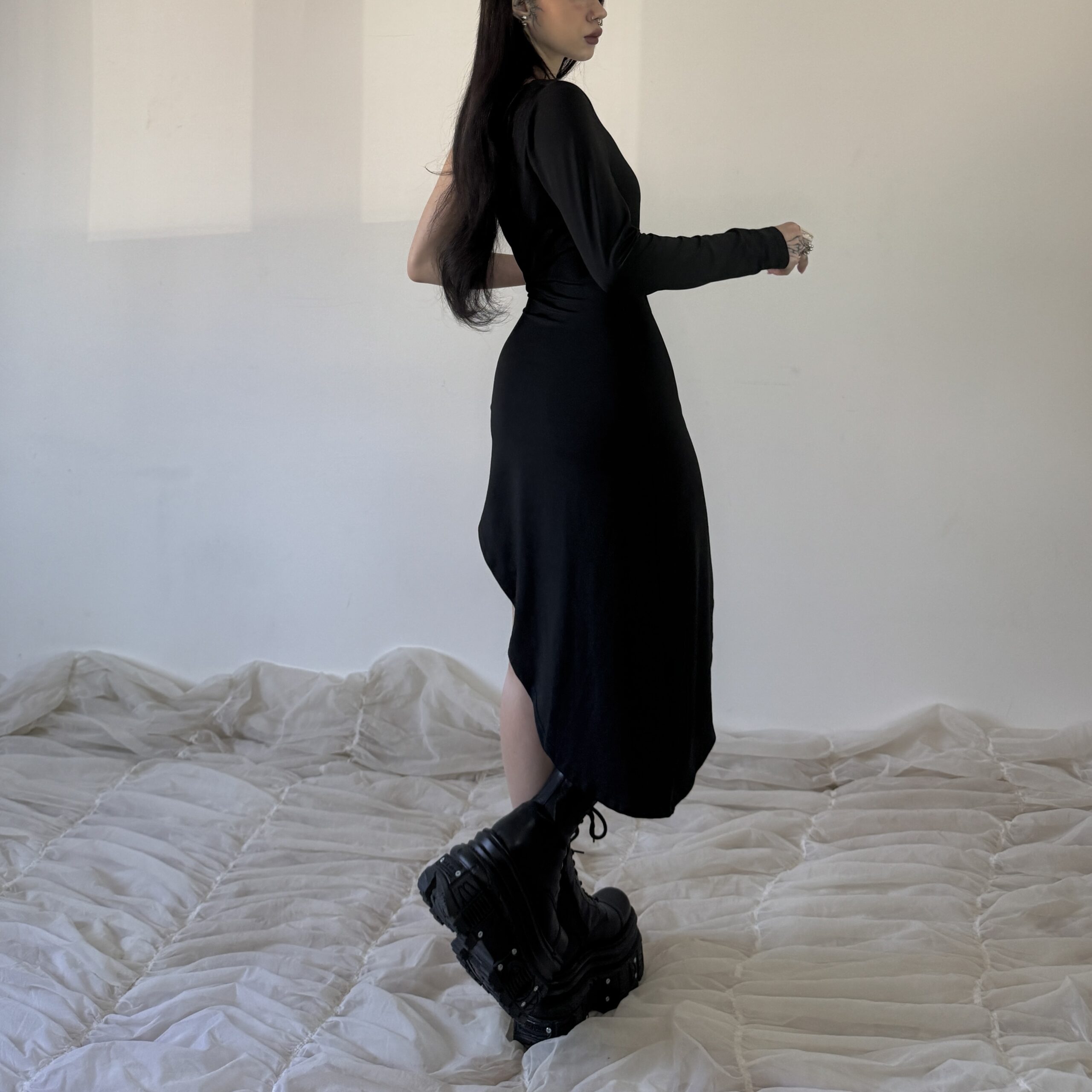 CUT OUT DRESS - Obrázek 7