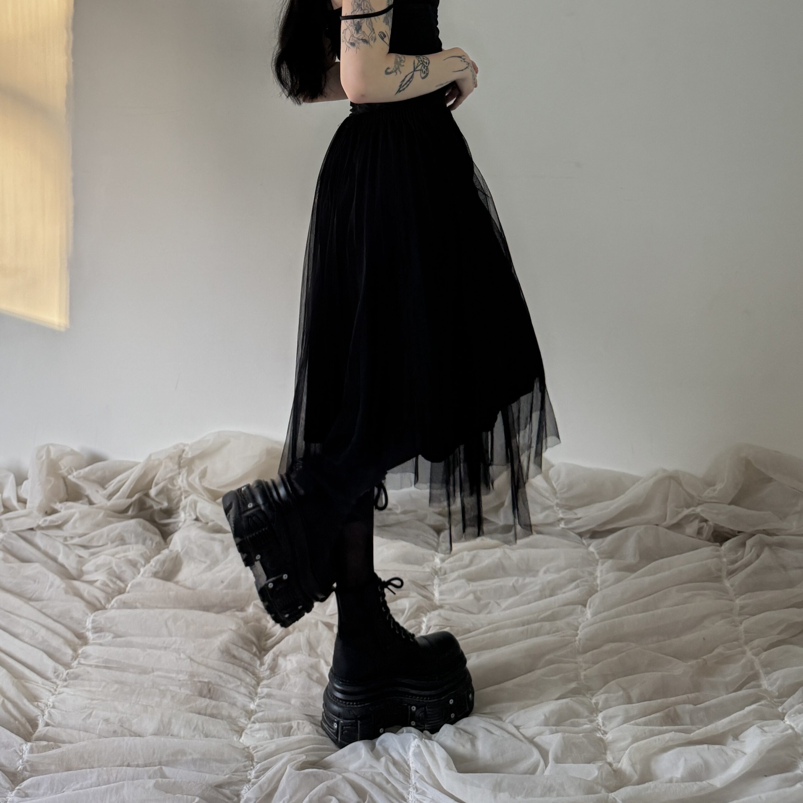 BLACK SKIRT - Obrázek 11