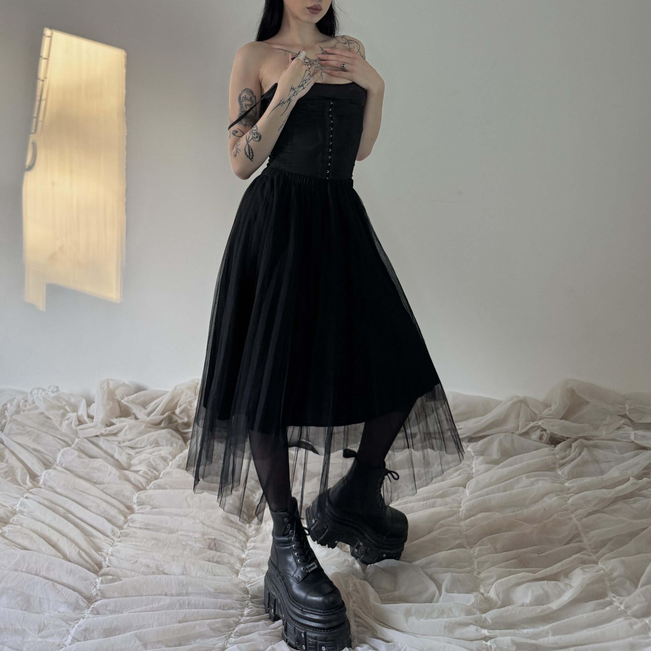 BLACK SKIRT - Obrázek 9