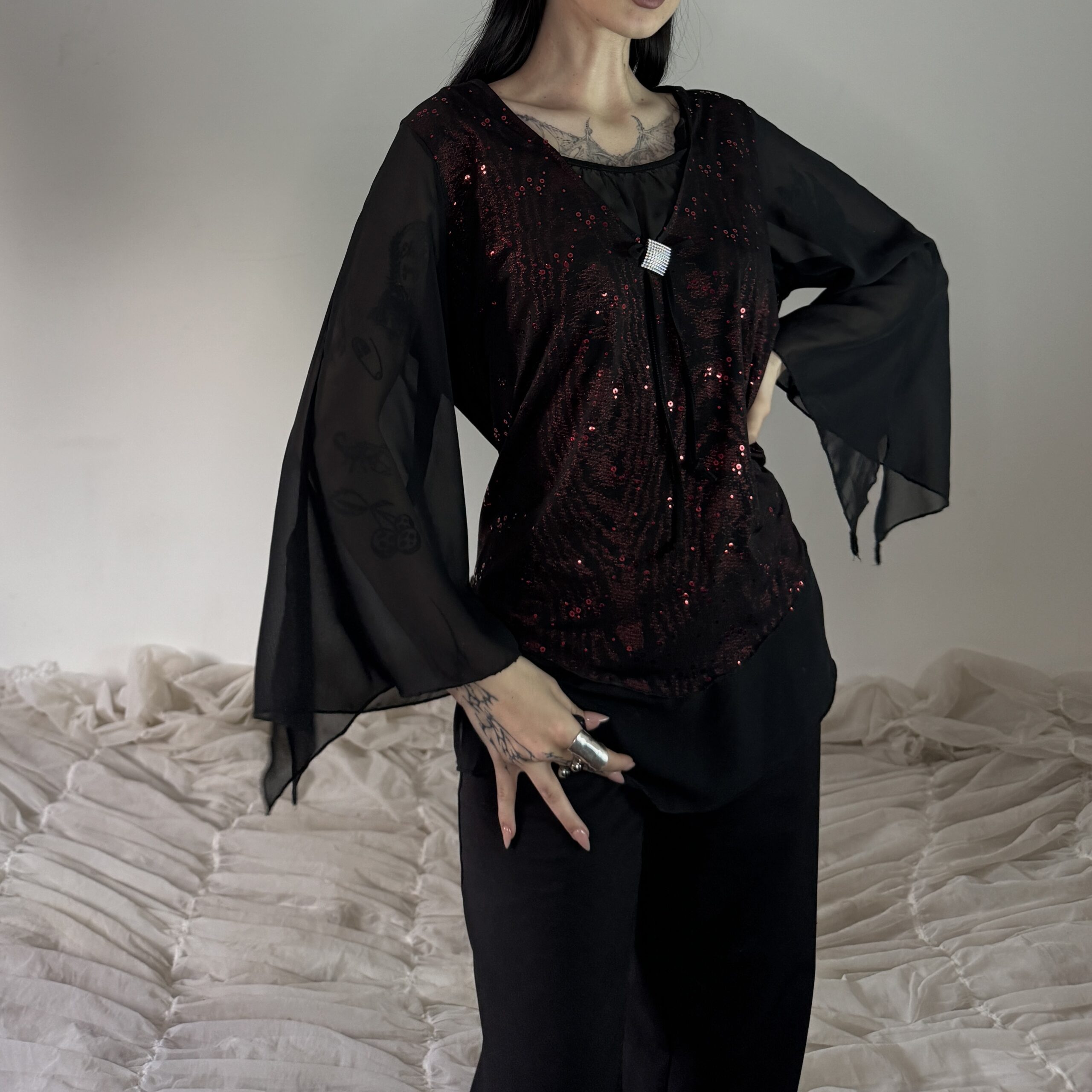 VINTAGE VAMPIRE BLOUSE