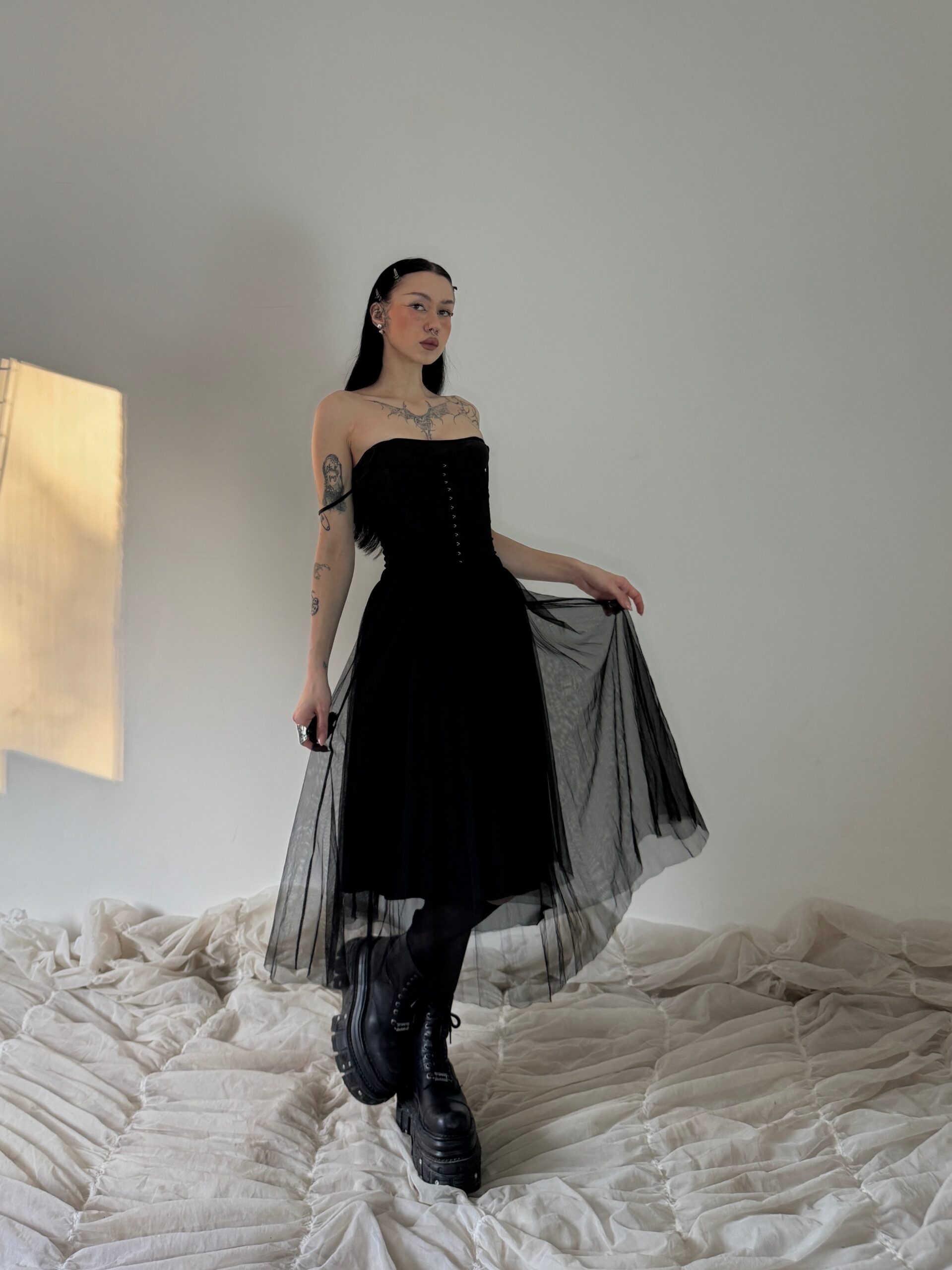 BLACK SKIRT - Obrázek 5