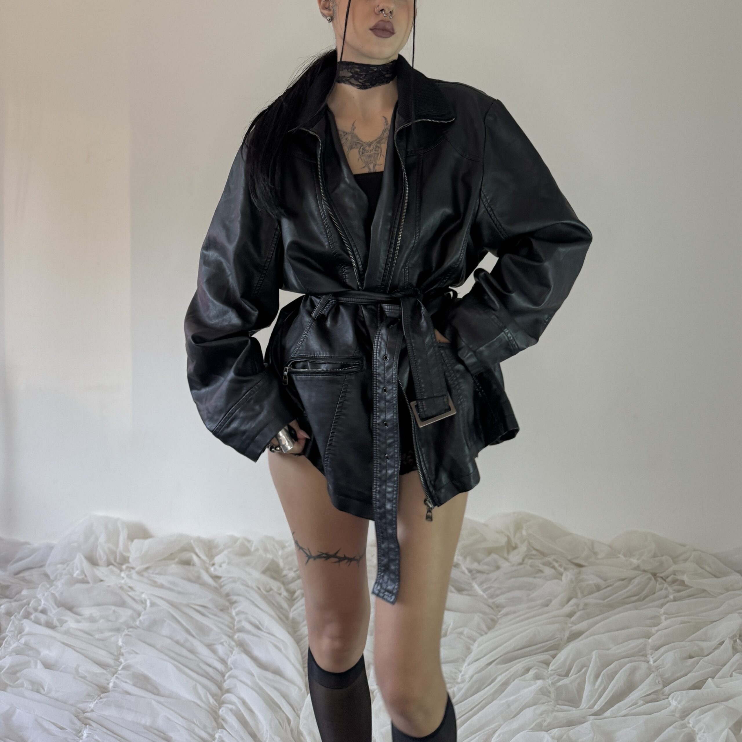 LEATHER JACKET w BELT
