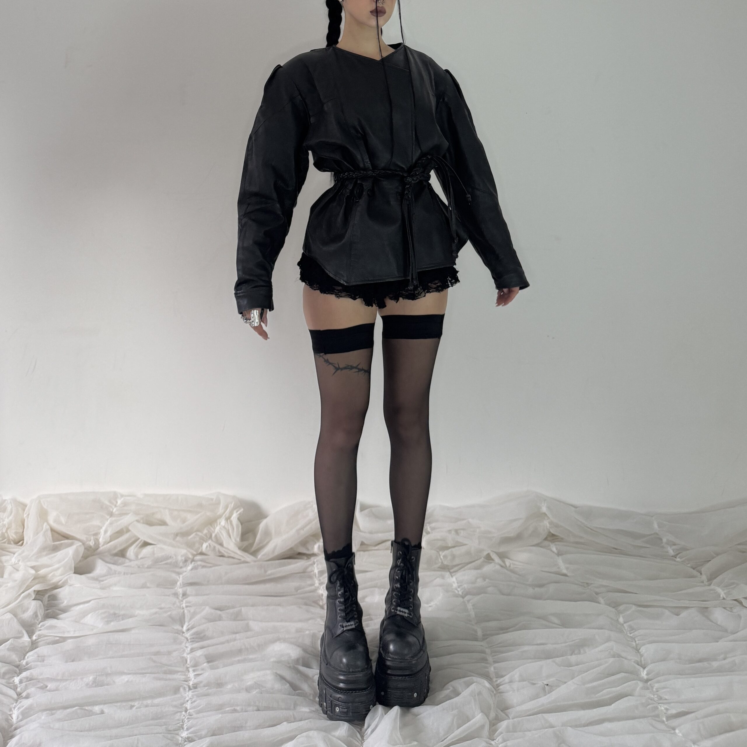 VINTAGE BLACK LEATHER JACKET / local vintage brand - Obrázek 6