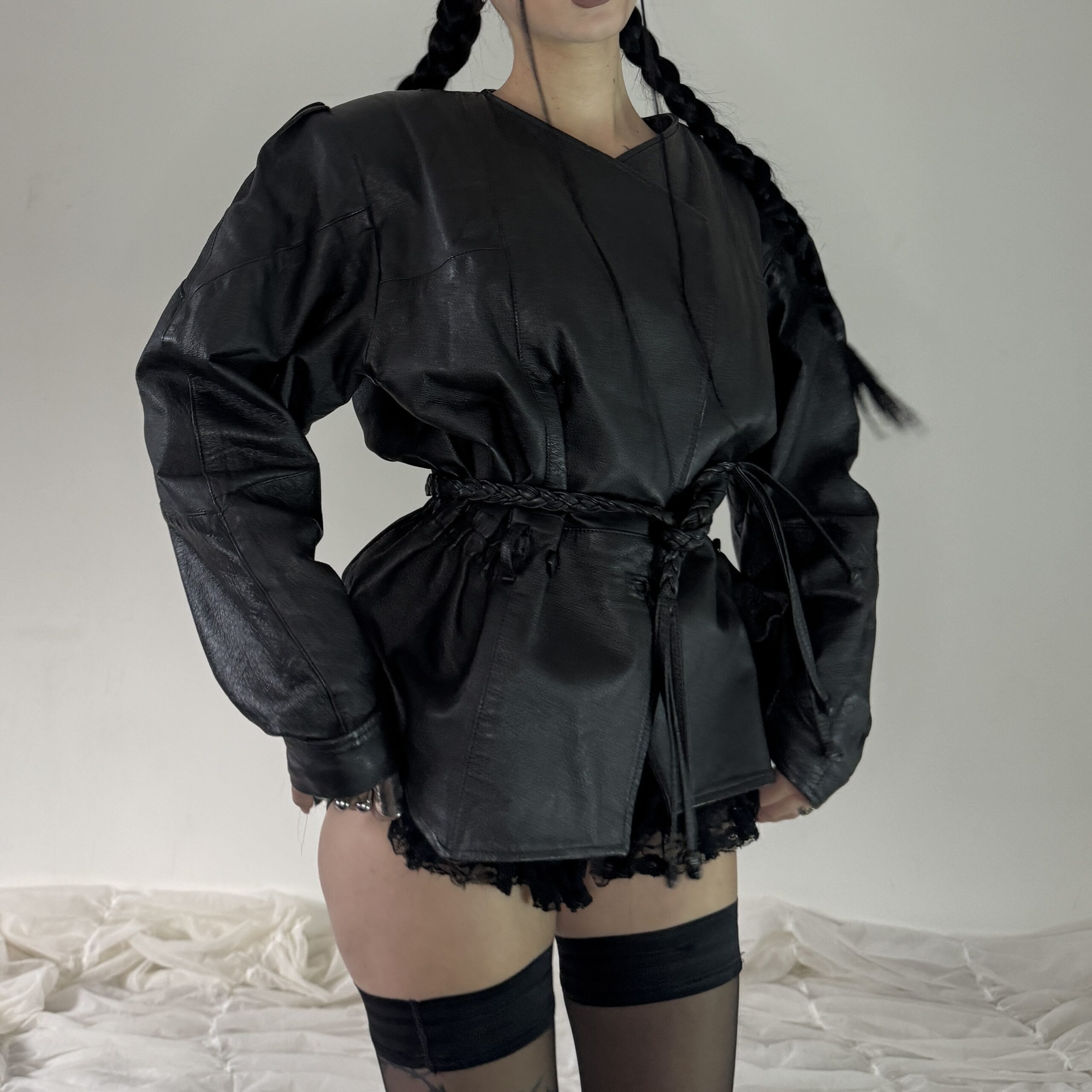 VINTAGE BLACK LEATHER JACKET / local vintage brand - Obrázek 12