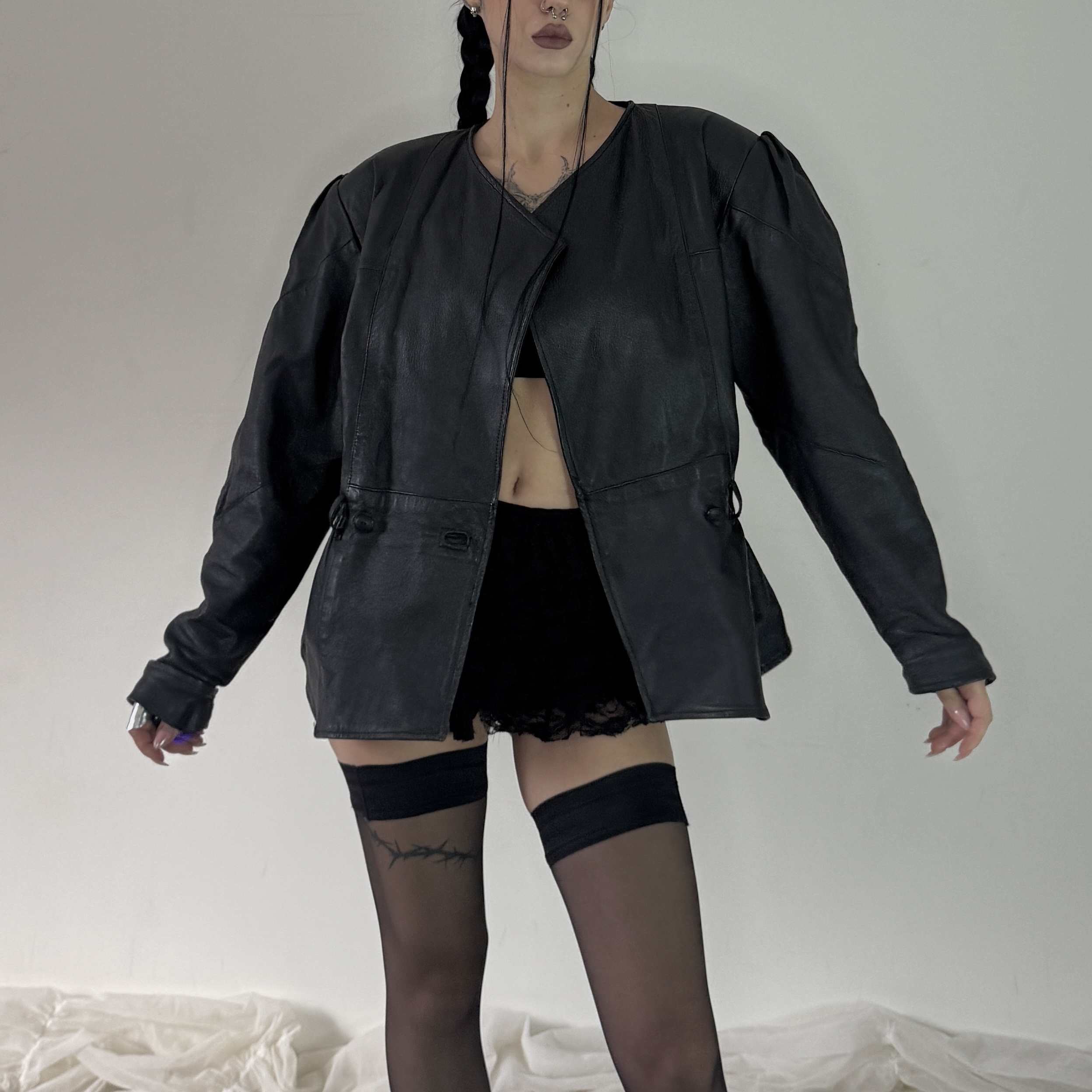 VINTAGE BLACK LEATHER JACKET / local vintage brand - Obrázek 10